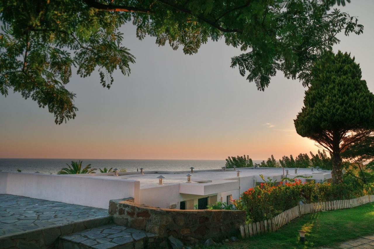 Samothraki Beach Boutique Hotel Makrilies Exterior photo
