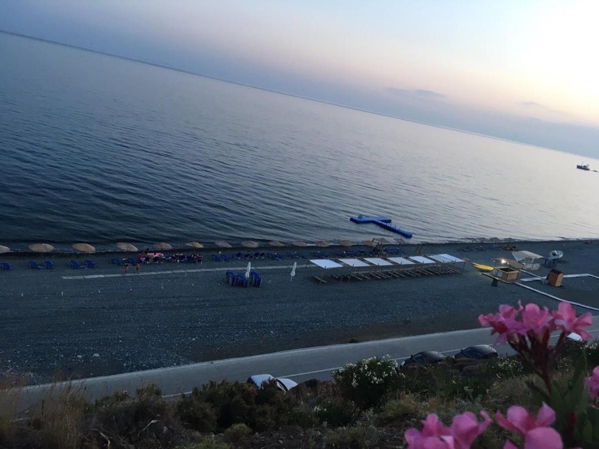 Samothraki Beach Boutique Hotel Makrilies Exterior photo